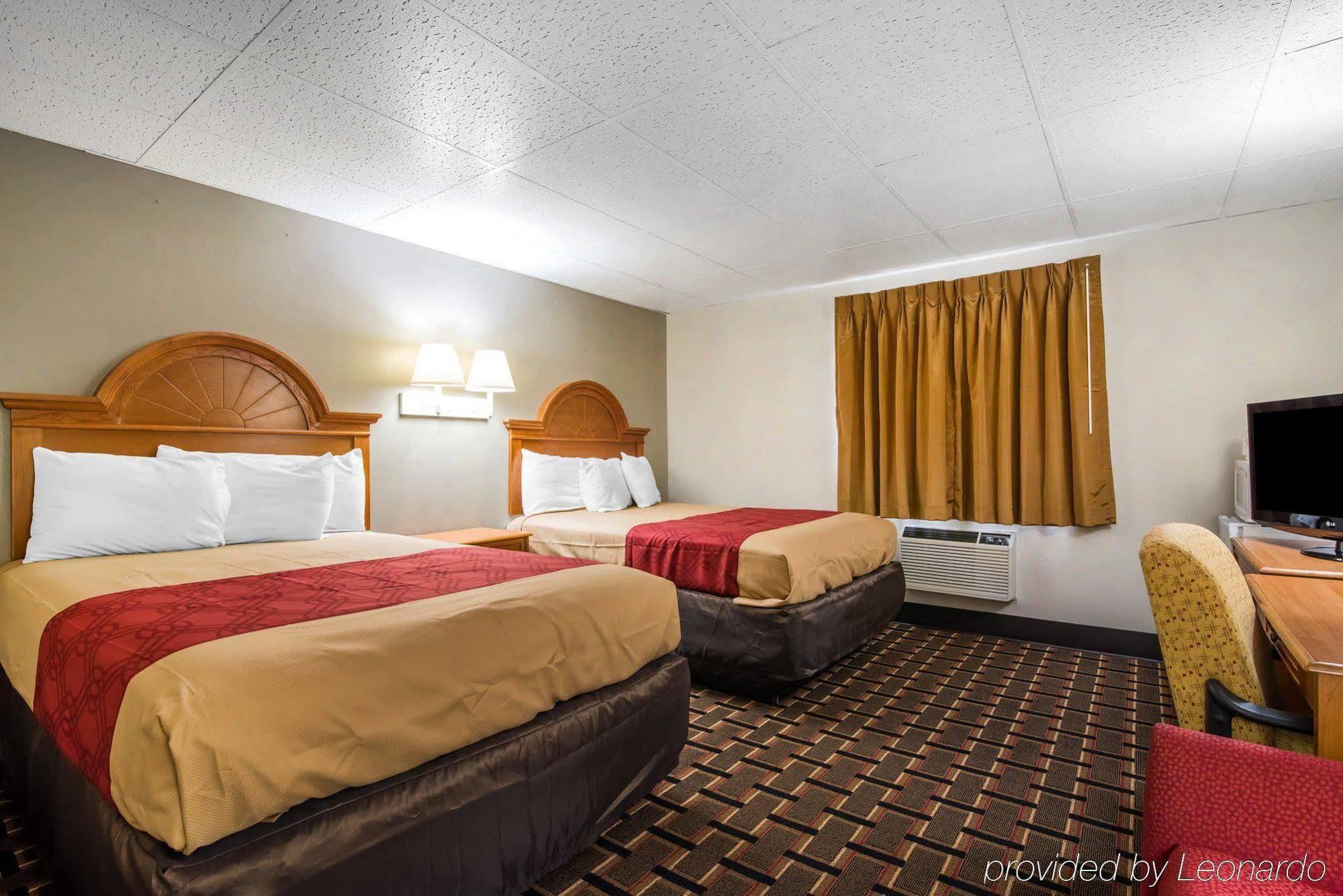 Econo Lodge New Paltz Buitenkant foto
