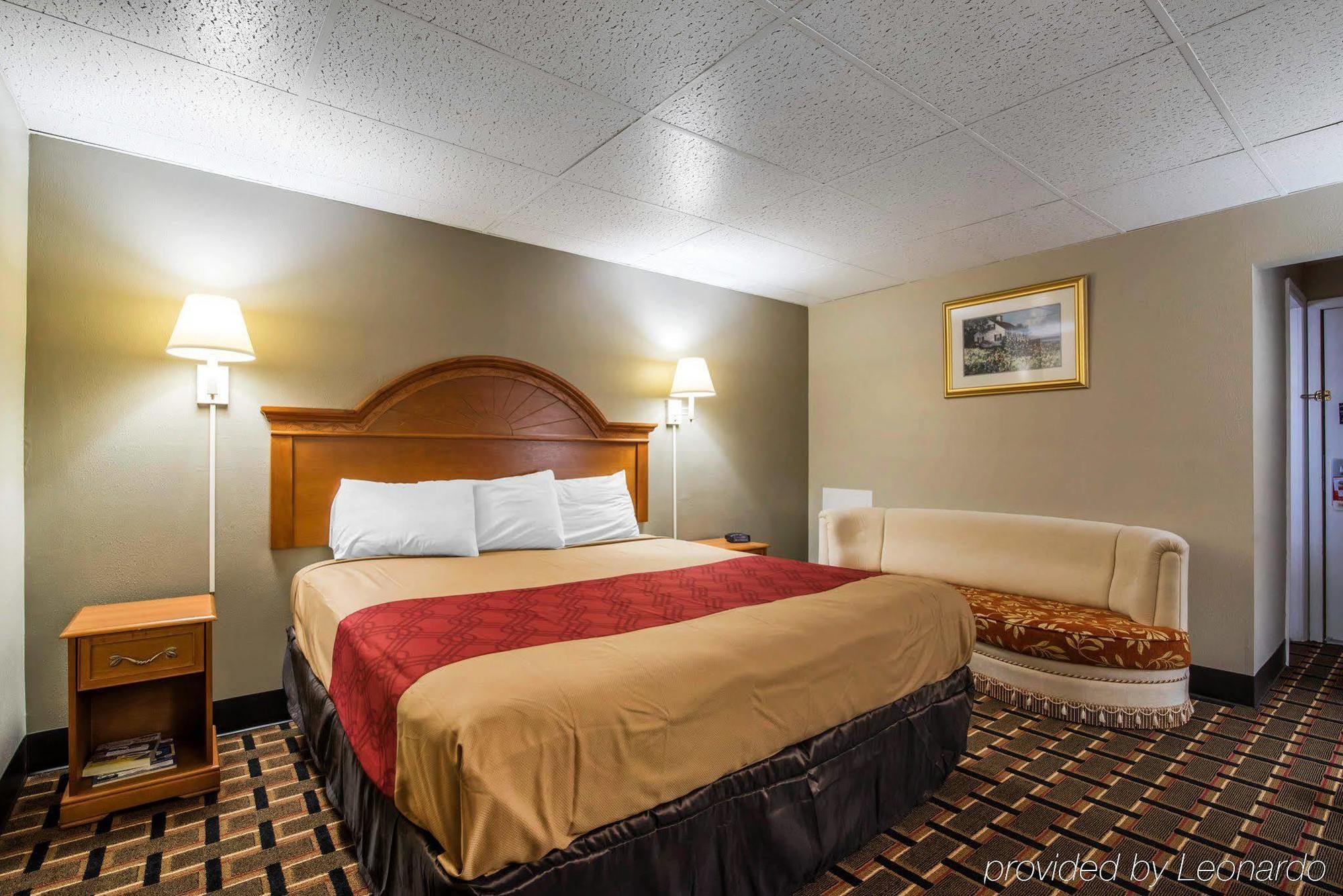 Econo Lodge New Paltz Buitenkant foto