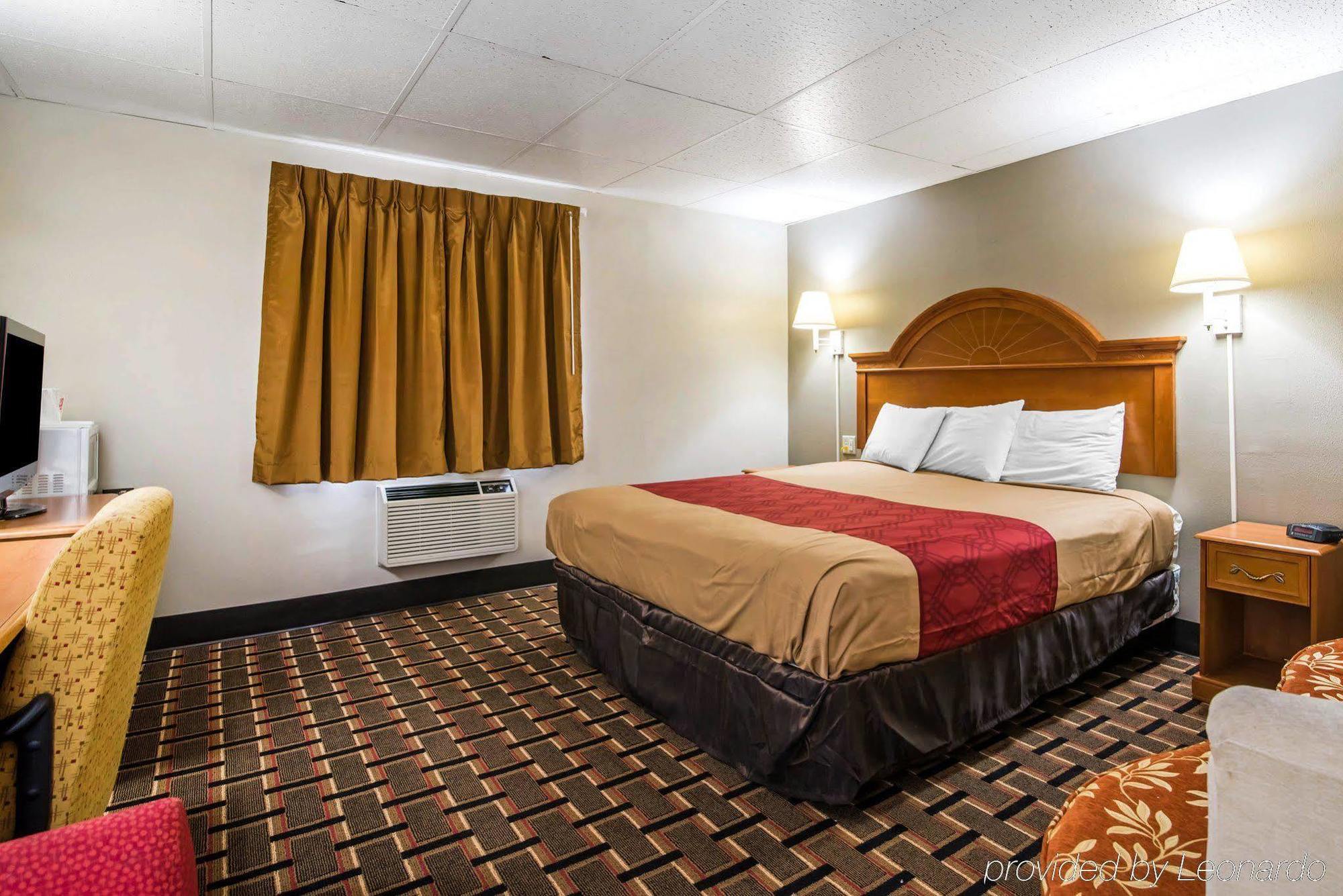 Econo Lodge New Paltz Buitenkant foto